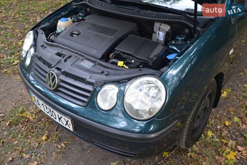 Хэтчбек Volkswagen Polo 2005 в Городище