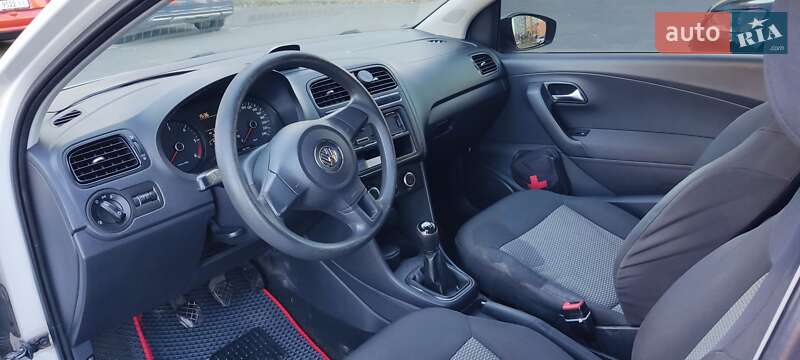 Хэтчбек Volkswagen Polo 2012 в Киеве фото 9 Хэтчбек Volkswagen Polo 2012 в Киеве