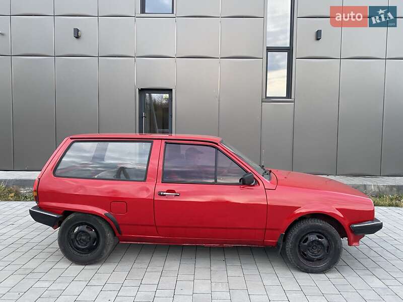 Хэтчбек Volkswagen Polo 1987 в Хмельницком