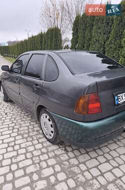 Седан Volkswagen Polo 1997 в Дунаївцях