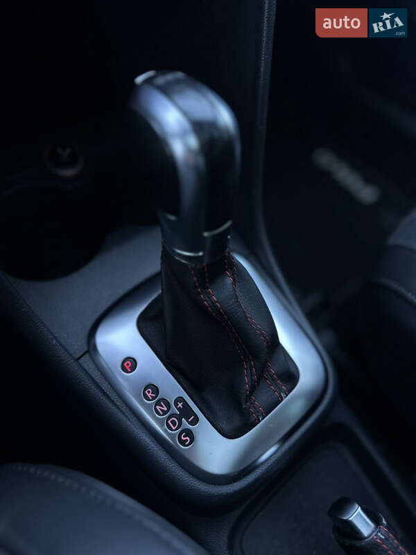 Хэтчбек Volkswagen Polo 2011 в Луцке