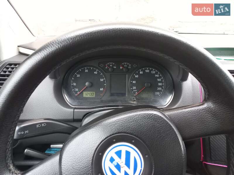 Хетчбек Volkswagen Polo 2002 в Житомирі