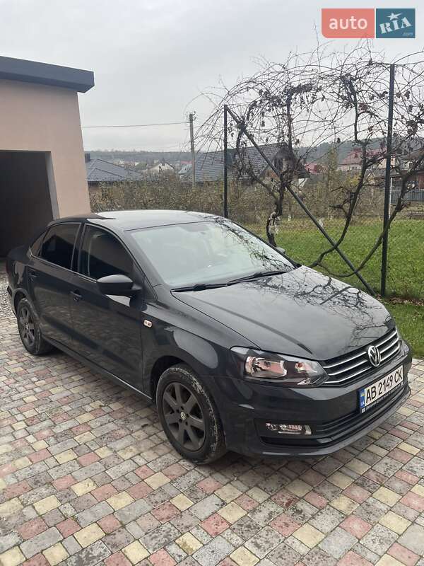 Седан Volkswagen Polo 2016 в Чорткове