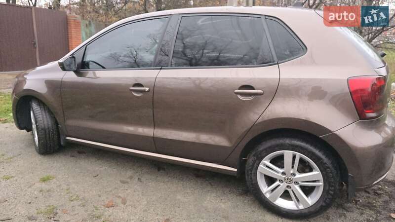 Хэтчбек Volkswagen Polo 2014 в Харькове