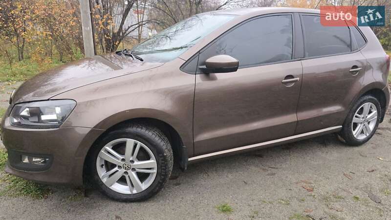 Хэтчбек Volkswagen Polo 2014 в Харькове