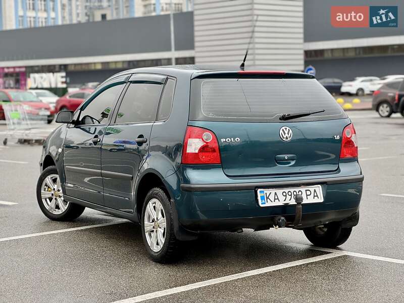 Хэтчбек Volkswagen Polo 2003 в Киеве