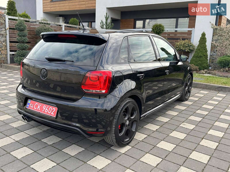 Хетчбек Volkswagen Polo 2011 в Стрию