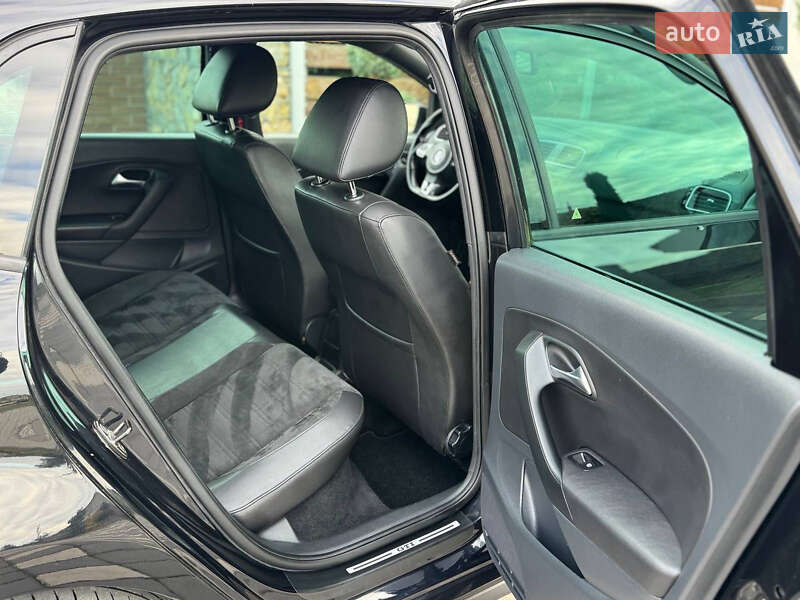 Хетчбек Volkswagen Polo 2011 в Стрию