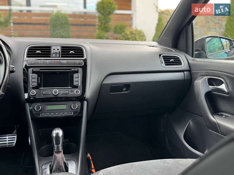 Хетчбек Volkswagen Polo 2011 в Стрию