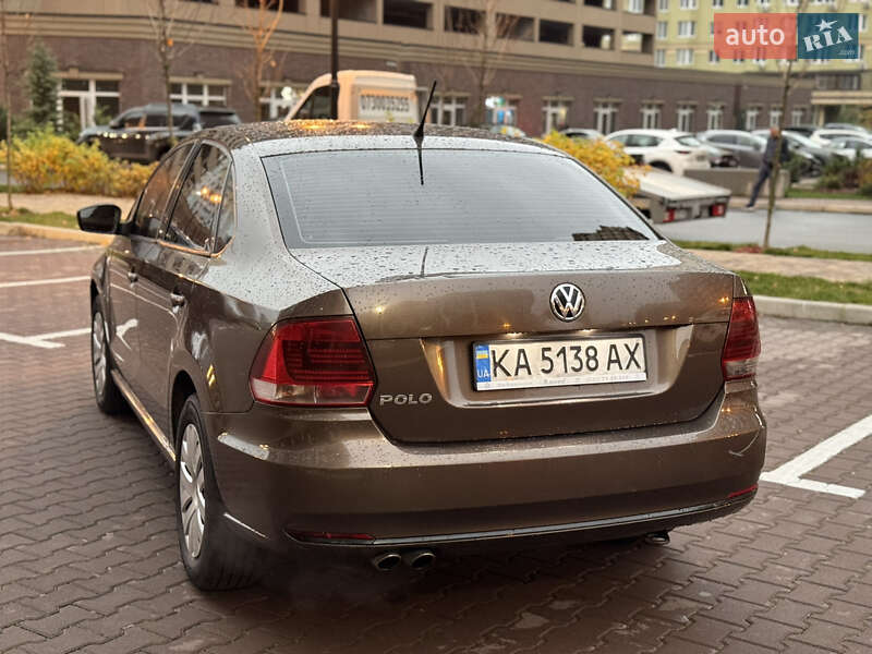 Седан Volkswagen Polo 2018 в Киеве