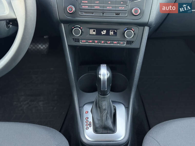 Седан Volkswagen Polo 2017 в Киеве