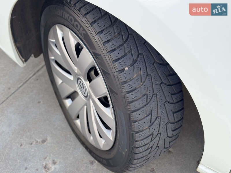 Седан Volkswagen Polo 2017 в Киеве