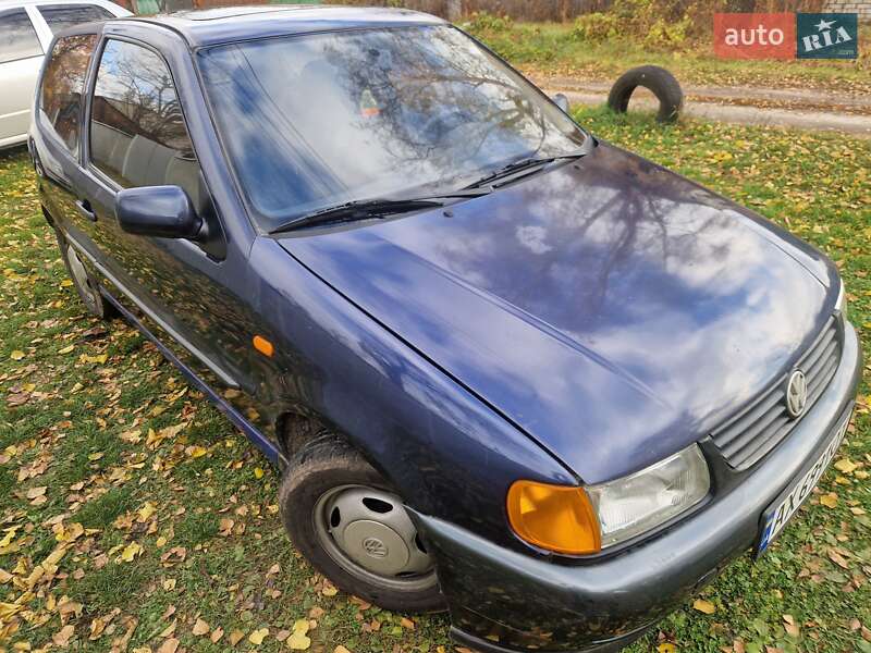 Хэтчбек Volkswagen Polo 1996 в Харькове