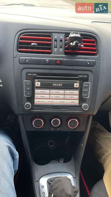 Седан Volkswagen Polo 2012 в Киеве