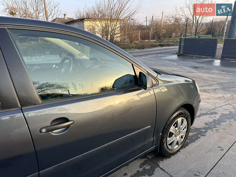 Хэтчбек Volkswagen Polo 2006 в Днепре