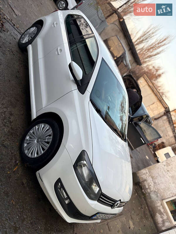 Хэтчбек Volkswagen Polo 2012 в Кривом Роге