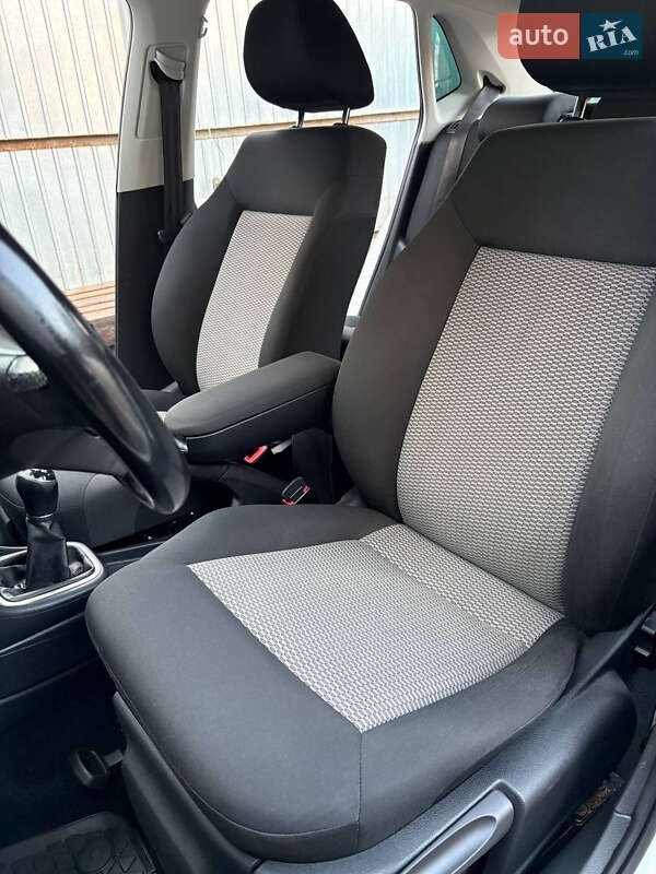 Хэтчбек Volkswagen Polo 2012 в Кривом Роге