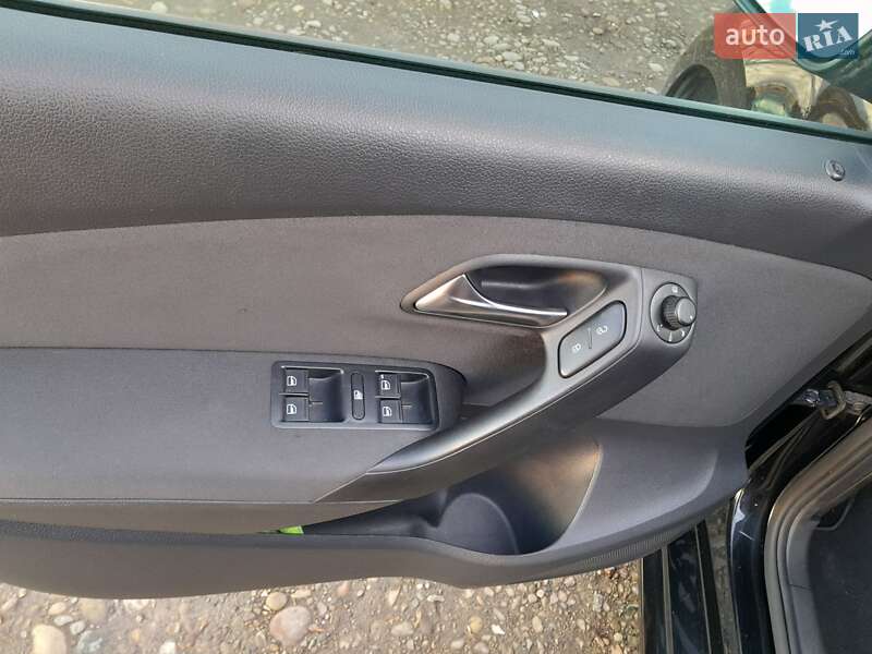 Хэтчбек Volkswagen Polo 2009 в Ивано-Франковске фото 12 Хэтчбек Volkswagen Polo 2009 в Ивано-Франковске