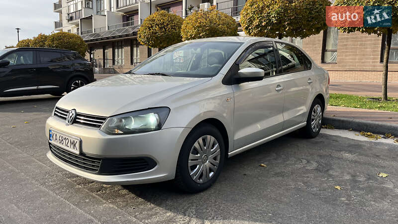 Седан Volkswagen Polo 2013 в Обухове