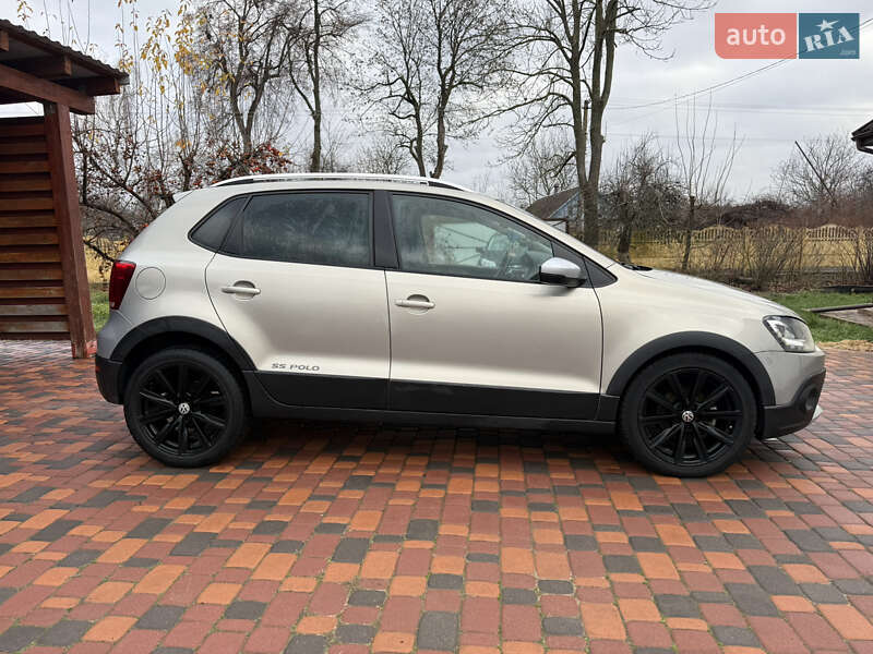 Хэтчбек Volkswagen Polo 2011 в Житомире