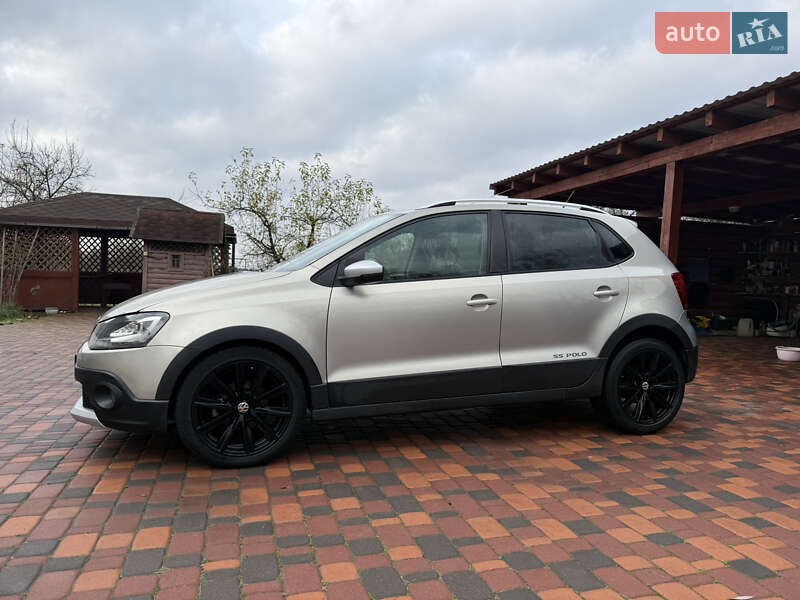 Хэтчбек Volkswagen Polo 2011 в Житомире