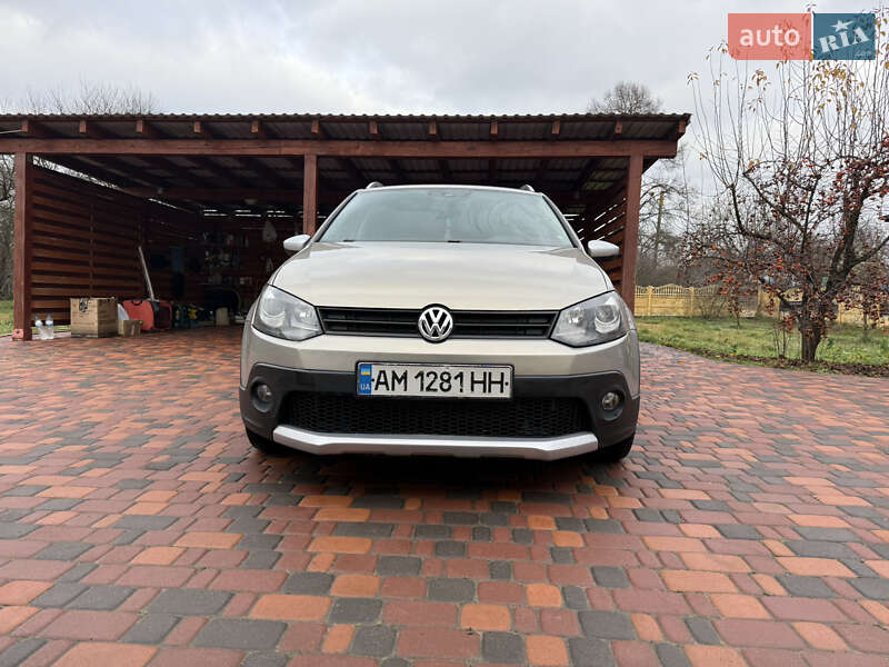 Хэтчбек Volkswagen Polo 2011 в Житомире