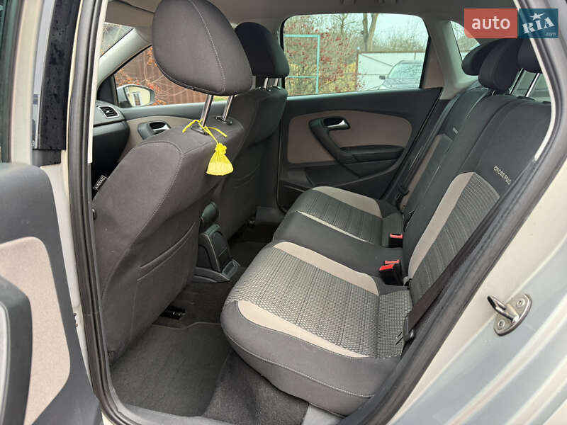 Хэтчбек Volkswagen Polo 2011 в Житомире
