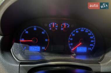 Хэтчбек Volkswagen Polo 2005 в Черновцах