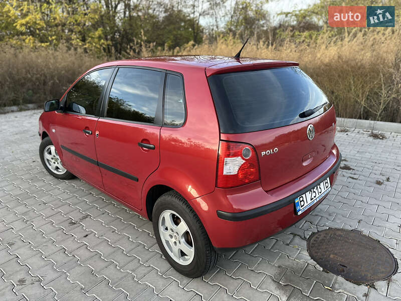 Хэтчбек Volkswagen Polo 2003 в Полтаве