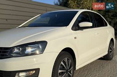 Седан Volkswagen Polo 2017 в Киеве
