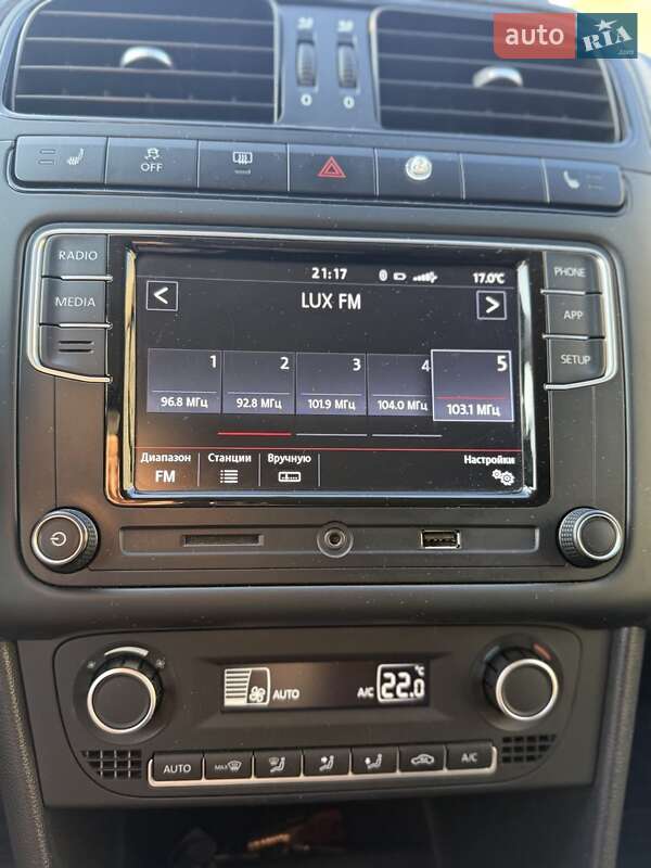 Седан Volkswagen Polo 2017 в Киеве