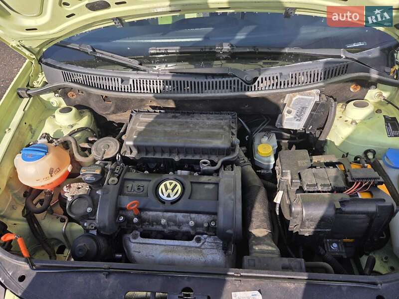 Хэтчбек Volkswagen Polo 2008 в Киеве