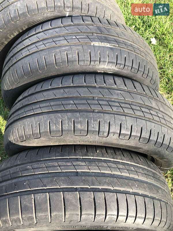 Седан Volkswagen Polo 2012 в Киеве