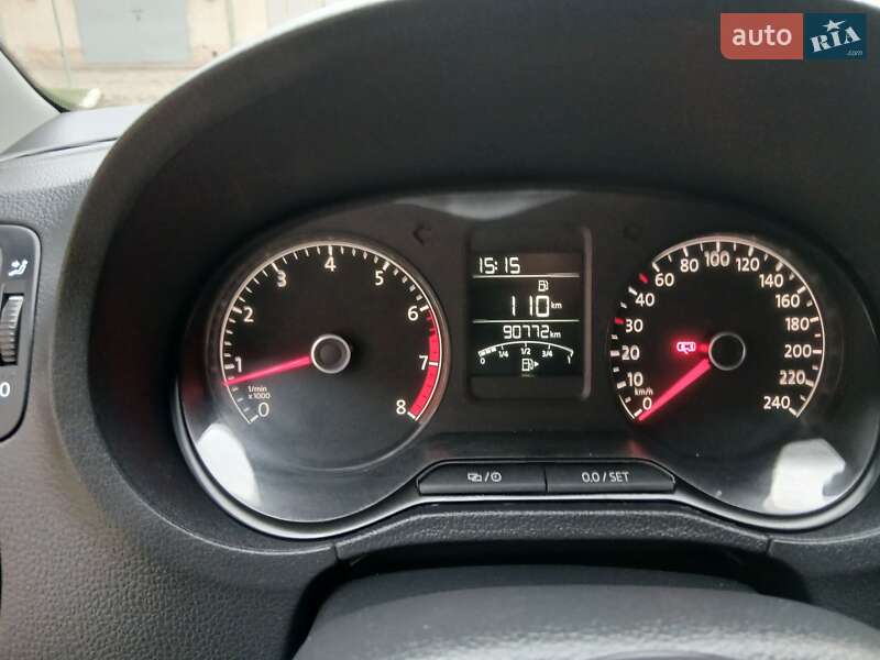 Седан Volkswagen Polo 2016 в Чорткове