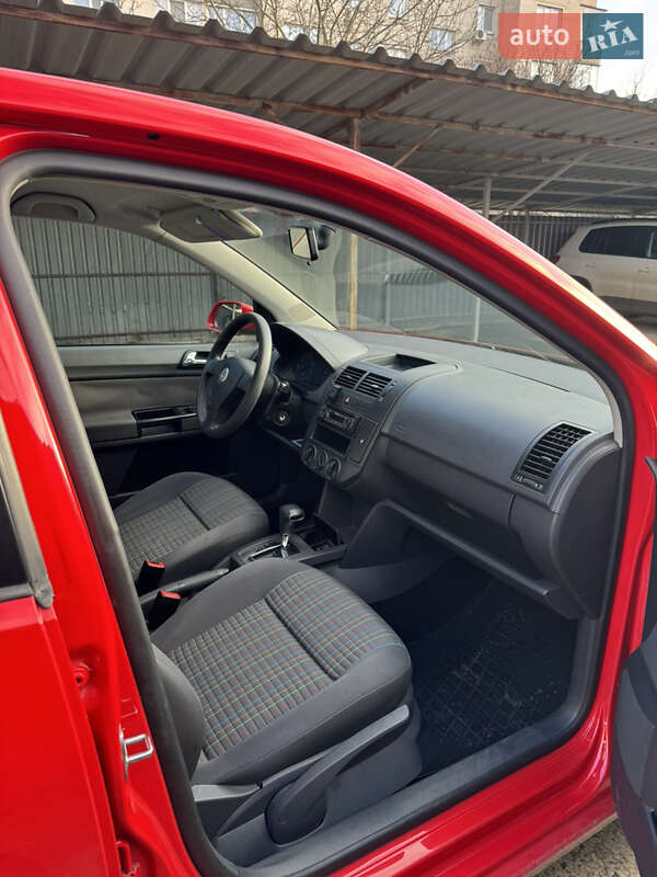 Хэтчбек Volkswagen Polo 2008 в Сумах