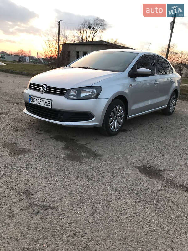 Седан Volkswagen Polo 2011 в Львове