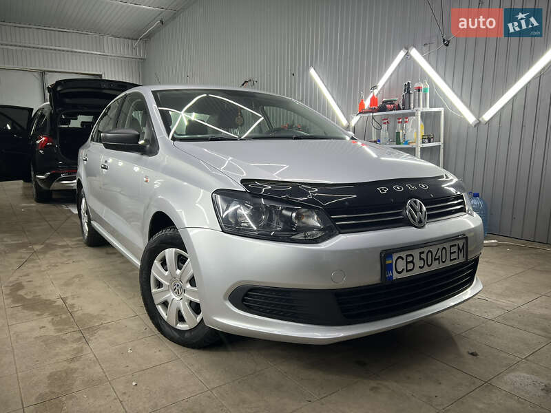 Седан Volkswagen Polo 2011 в Чернигове фото Седан Volkswagen Polo 2011 в Чернигове