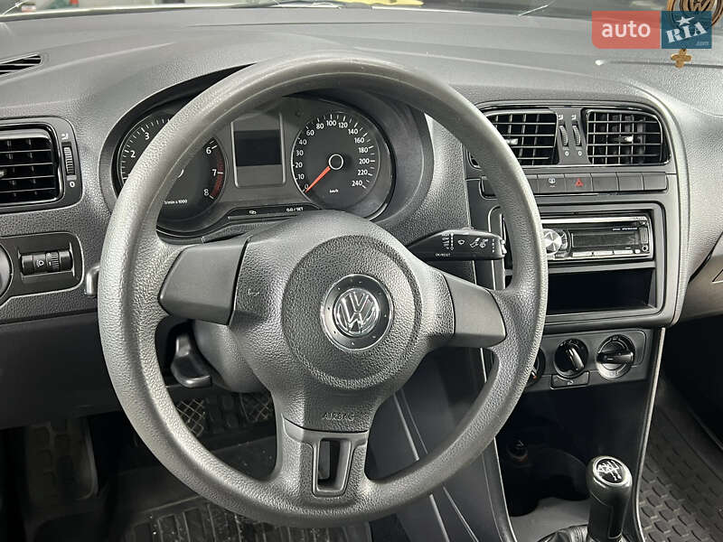 Седан Volkswagen Polo 2011 в Чернигове фото 9 Седан Volkswagen Polo 2011 в Чернигове