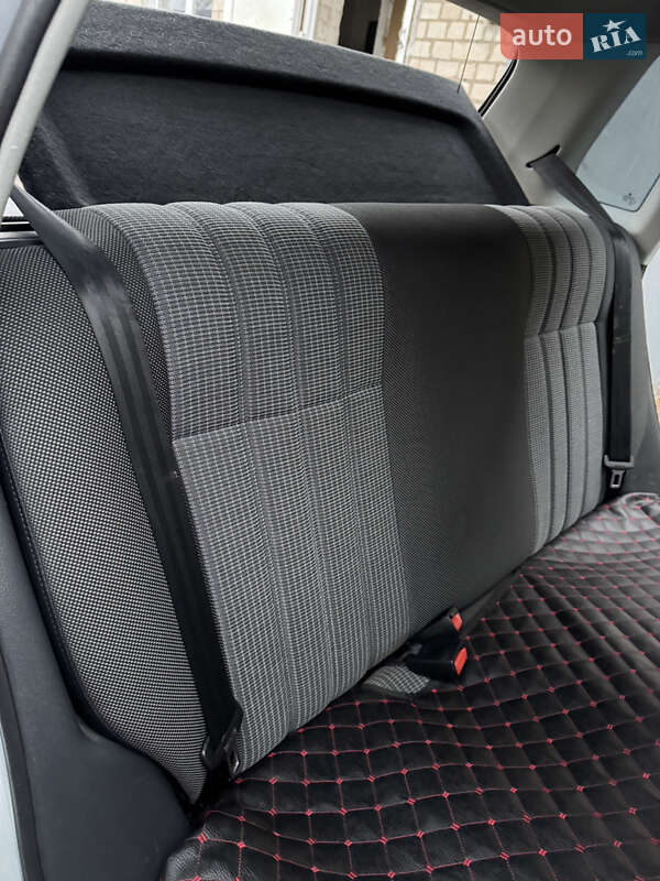 Хетчбек Volkswagen Polo 2007 в Дніпрі фото 21 Хетчбек Volkswagen Polo 2007 в Дніпрі