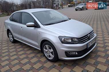 Седан Volkswagen Polo 2017 в Гайсине