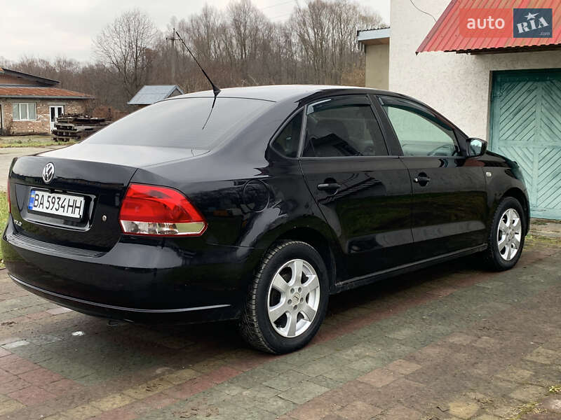 Седан Volkswagen Polo 2012 в Долине фото 7 Седан Volkswagen Polo 2012 в Долине