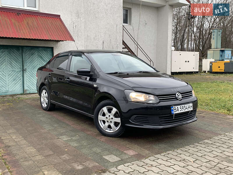 Седан Volkswagen Polo 2012 в Долине фото 10 Седан Volkswagen Polo 2012 в Долине