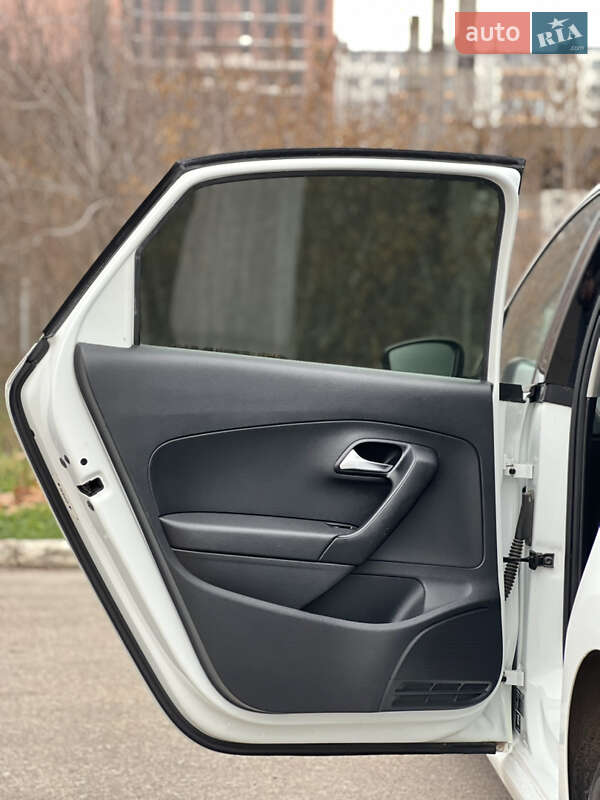 Седан Volkswagen Polo 2016 в Николаеве фото 21 Седан Volkswagen Polo 2016 в Николаеве