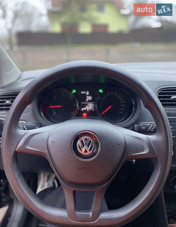 Хэтчбек Volkswagen Polo 2016 в Дрогобыче