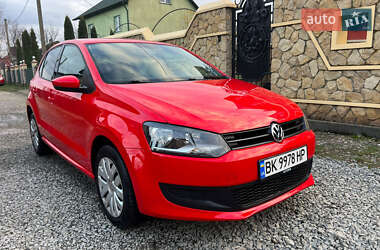 Хэтчбек Volkswagen Polo 2010 в Черновцах