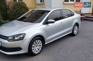 Седан Volkswagen Polo 2011 в Харькове
