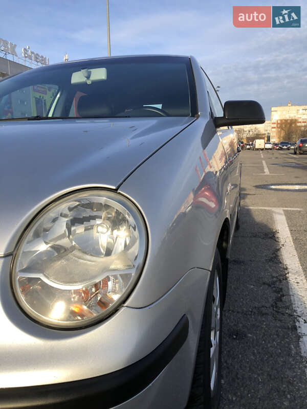 Хэтчбек Volkswagen Polo 2005 в Черновцах