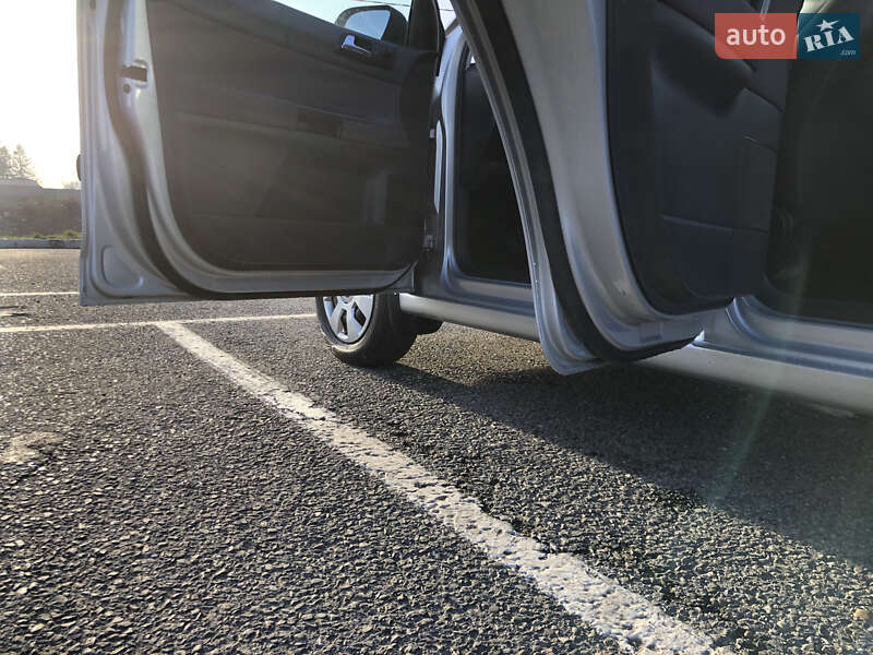 Хэтчбек Volkswagen Polo 2005 в Черновцах