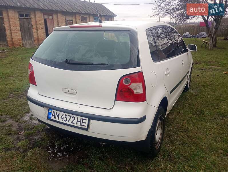 Хэтчбек Volkswagen Polo 2003 в Чуднове