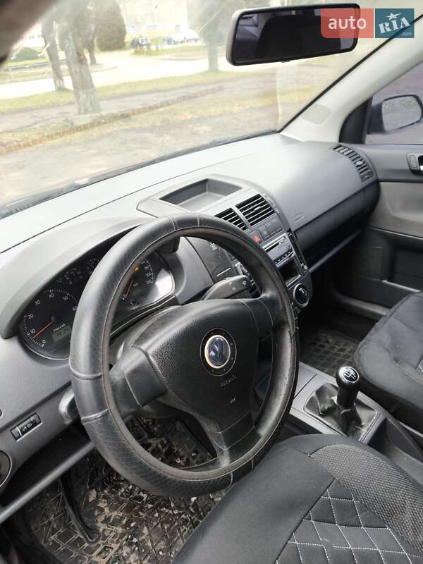 Хэтчбек Volkswagen Polo 2007 в Луцке